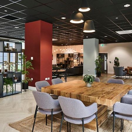 For Students Only The Oaks In Coventry Apartment Екстериор снимка