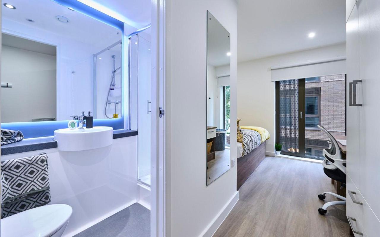 For Students Only The Oaks In Coventry Apartment Екстериор снимка