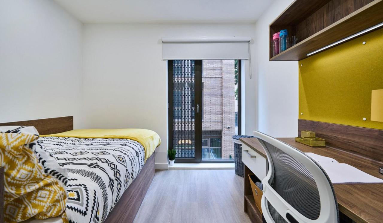 For Students Only The Oaks In Coventry Apartment Екстериор снимка