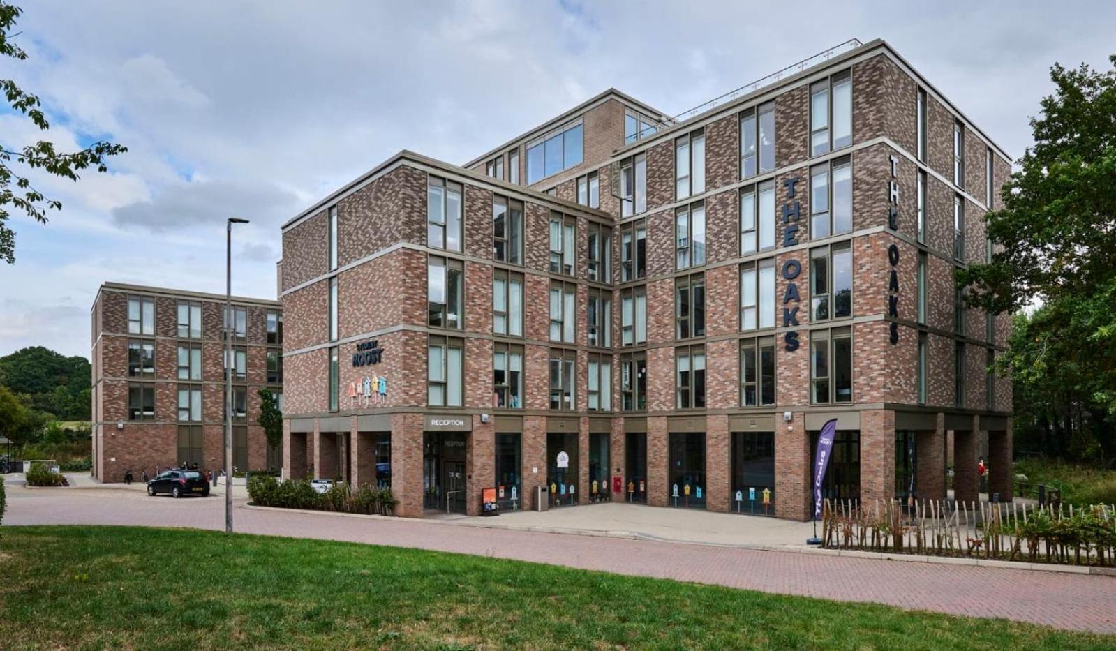 For Students Only The Oaks In Coventry Apartment Екстериор снимка