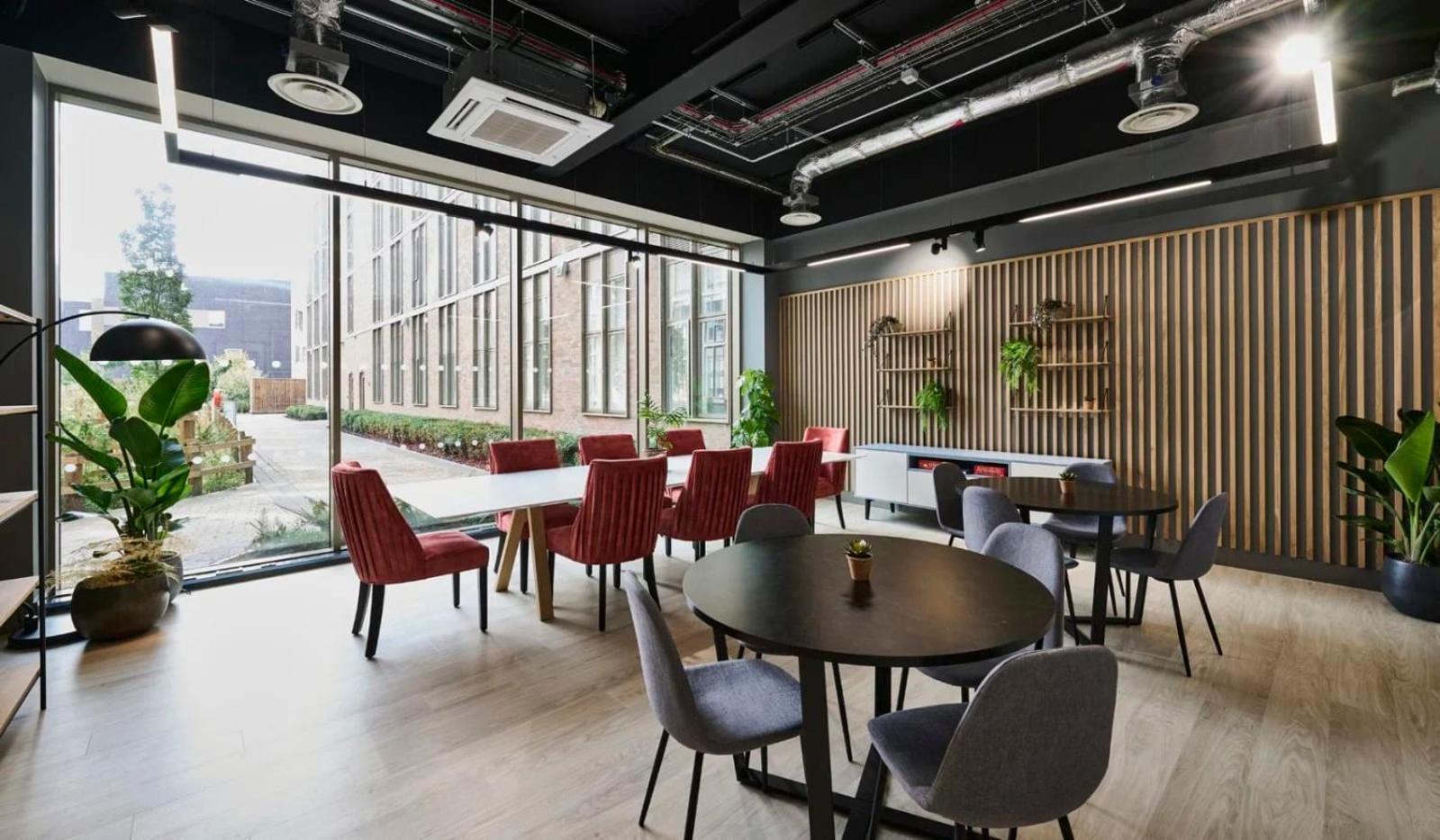 For Students Only The Oaks In Coventry Apartment Екстериор снимка